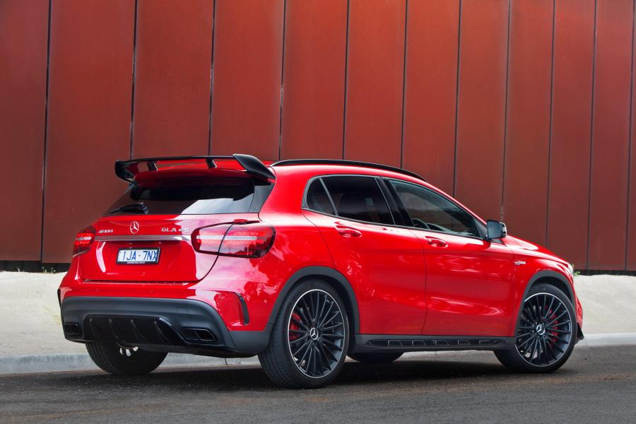  Mercedes-AMG GLA45 4Matic 2017 года  (AU) (фото 2 из 26)